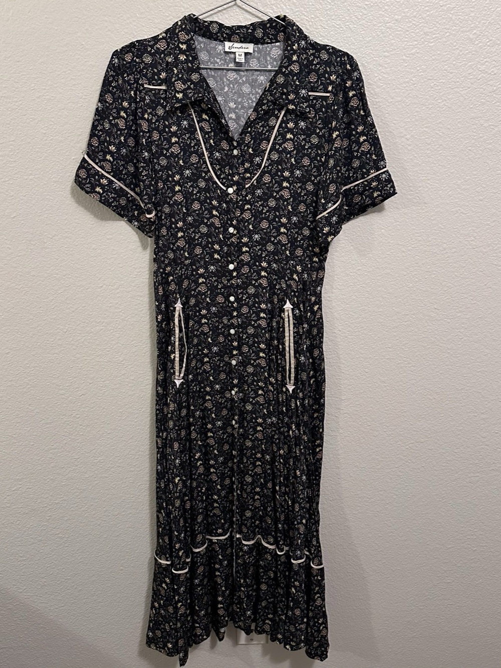 Sendero Provisions Co. Midi Dress Size Medium